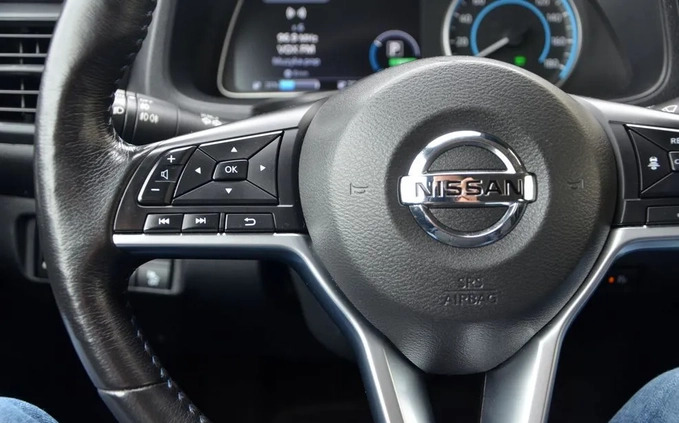 Nissan Leaf cena 64900 przebieg: 105236, rok produkcji 2018 z Radom małe 379